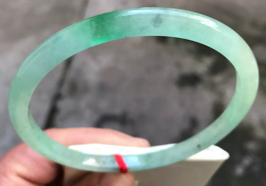 VINTAGE XXL Jadeite Green Jade Bangle Size 74.5 mm D363 - JazzyJewelbyAmina 