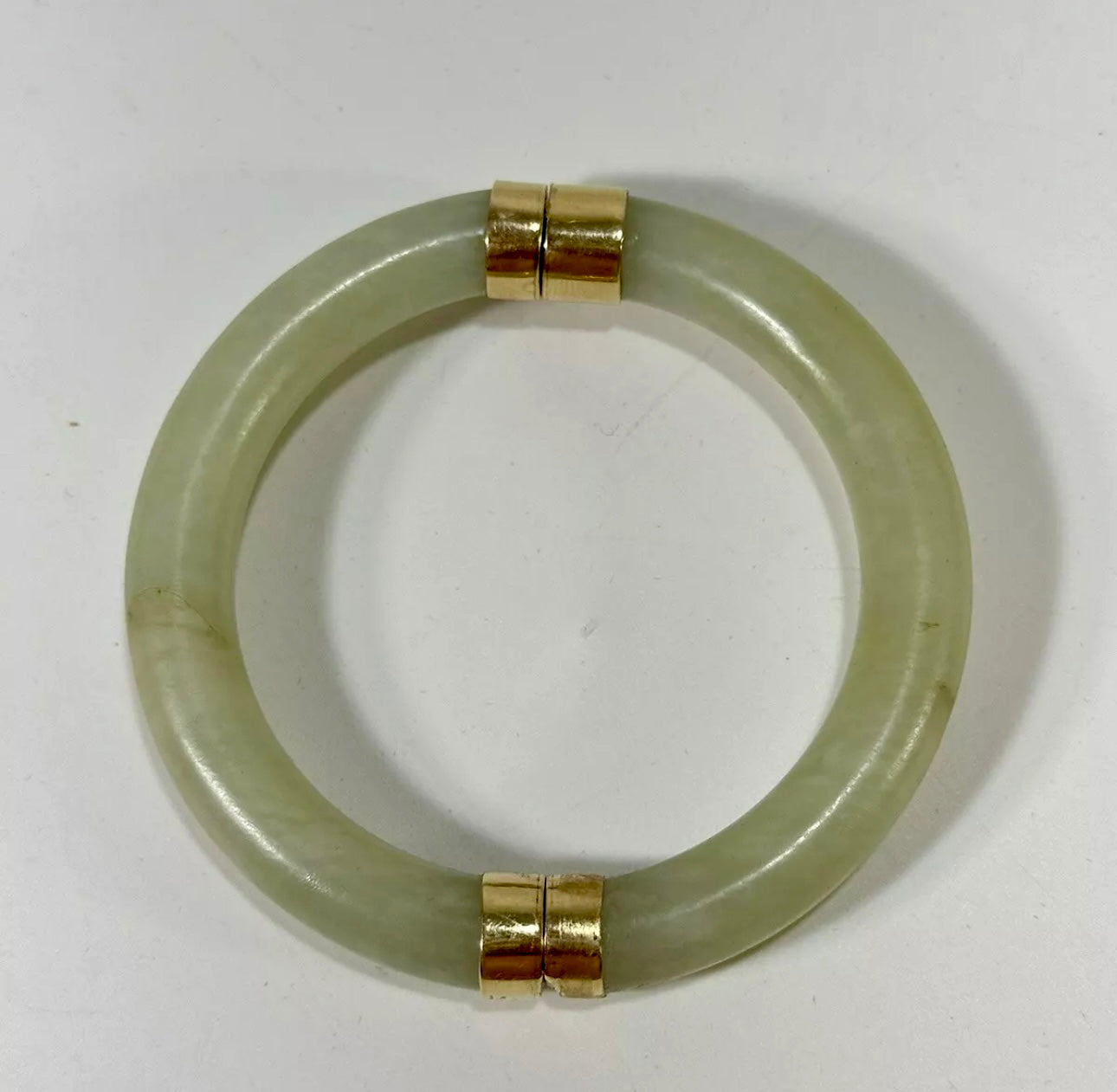 VINTAGE 14k Gold Hinged Jade Bangle w/ Safety Chain