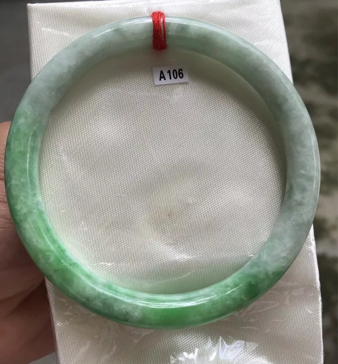 VINTAGE XXL Jadeite Green Jade Bangle Size 66.7mm Round Princess Cut Unique Fine Jade! A106 - JazzyJewelbyAmina 