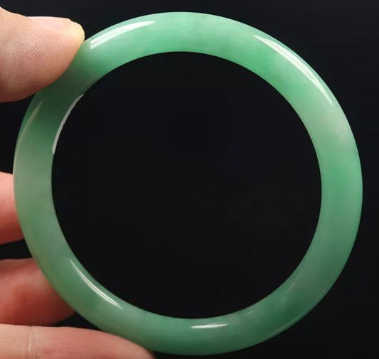 VINTAGE Medium Jadeite Green Jade Bangle Size 57mm S355