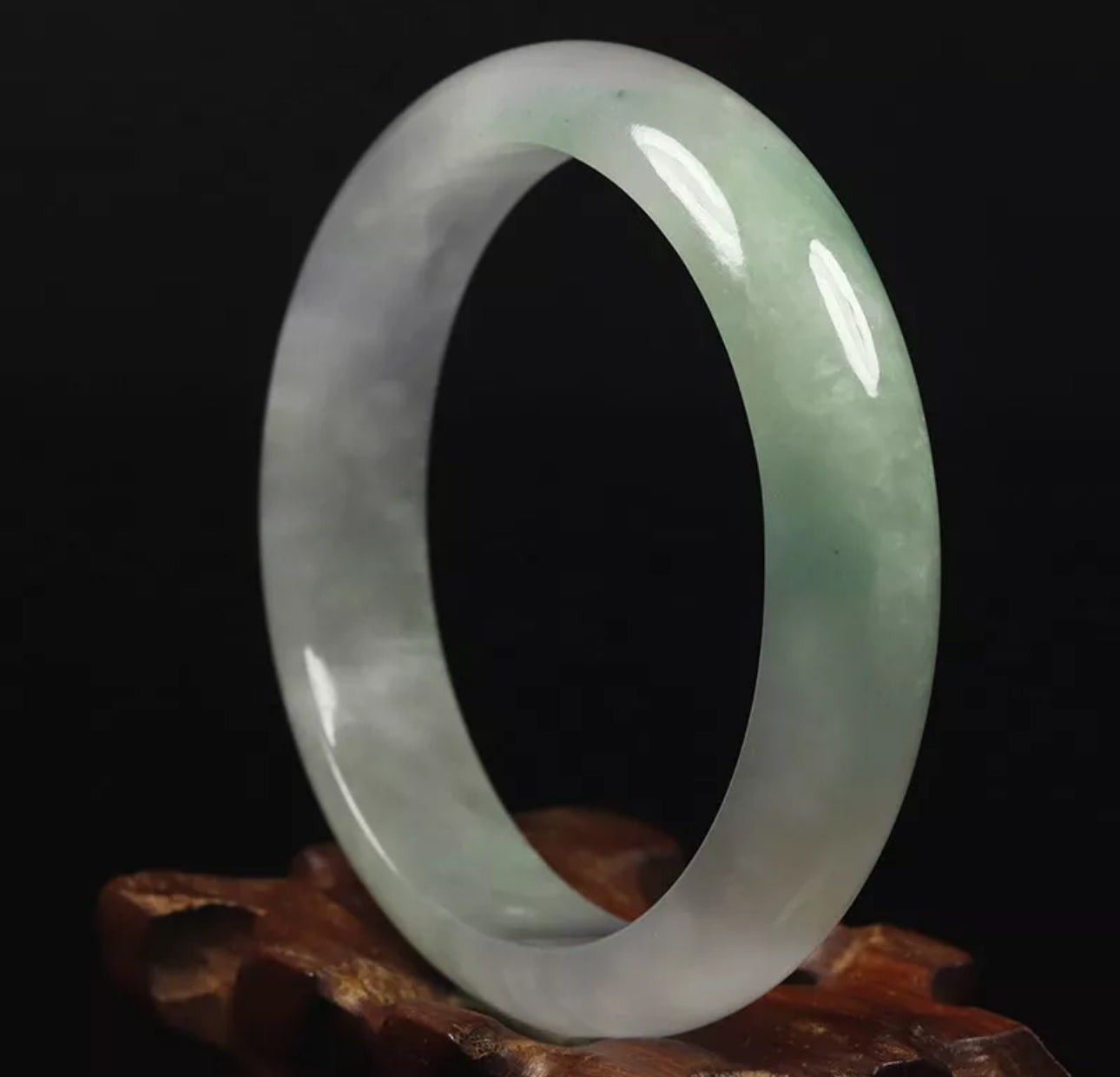 VINTAGE Medium Jadeite White Lavender Green Jade Bangle Size 59mm O556 - JazzyJewelbyAmina 