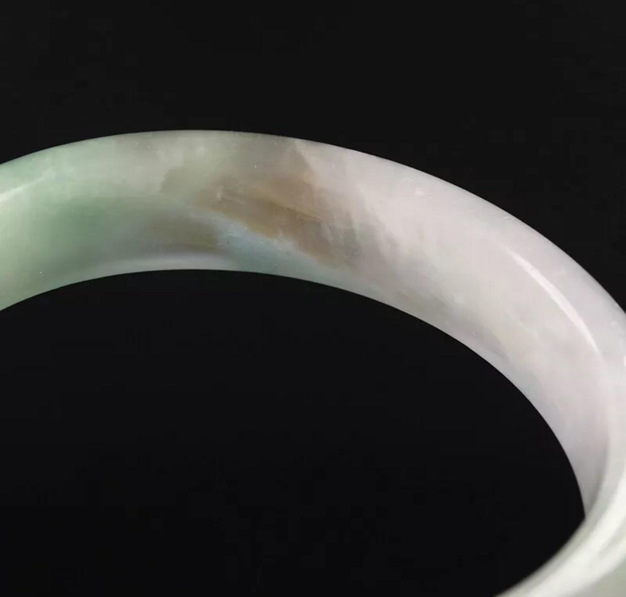 VINTAGE Medium Jadeite White Lavender Green Jade Bangle Size 59mm O556 - JazzyJewelbyAmina 