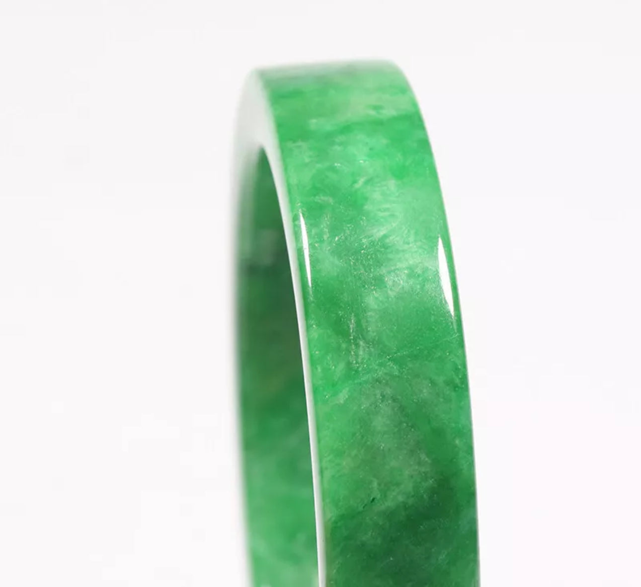 VINTAGE XXL Jadeite Green Jade Bangle Square Cut Size 67mm D989