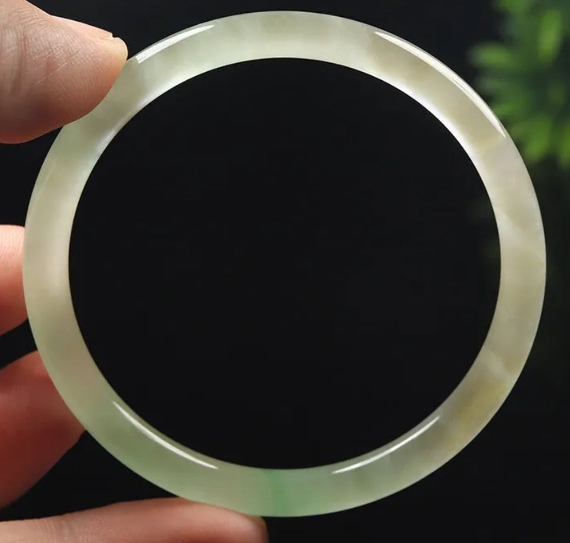 VINTAGE Medium Jadeite Icy Green Jade Bangle Size 5mm A23