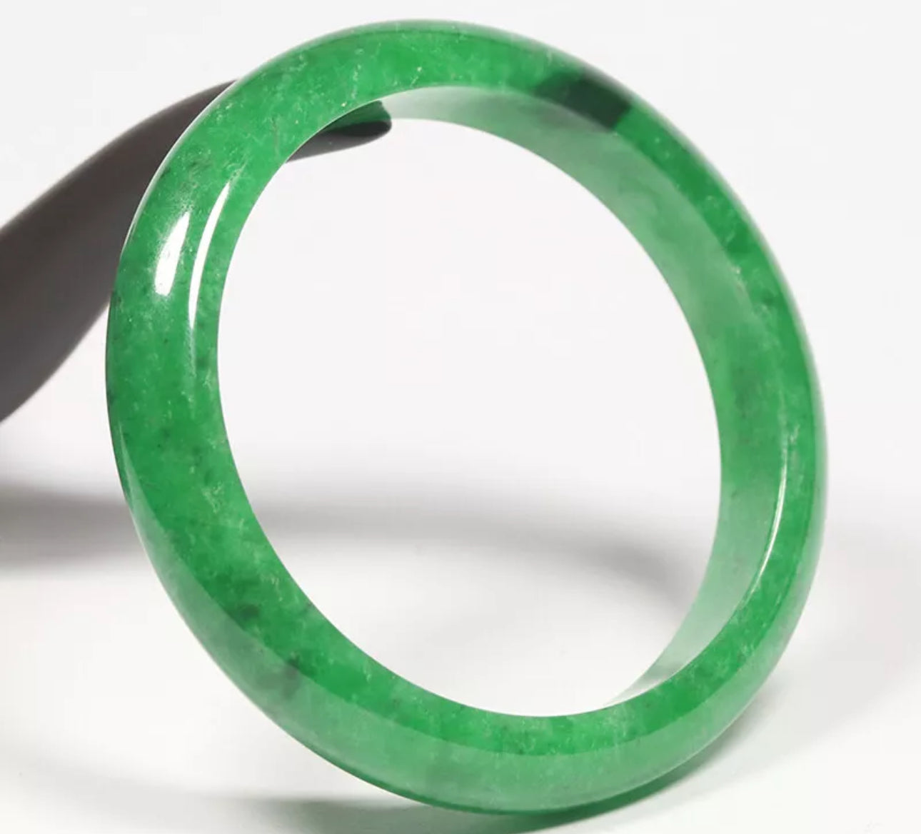 VINTAGE Medium Jadeite Green Jade Bangle Size 58mm Bright Apple Green! N241