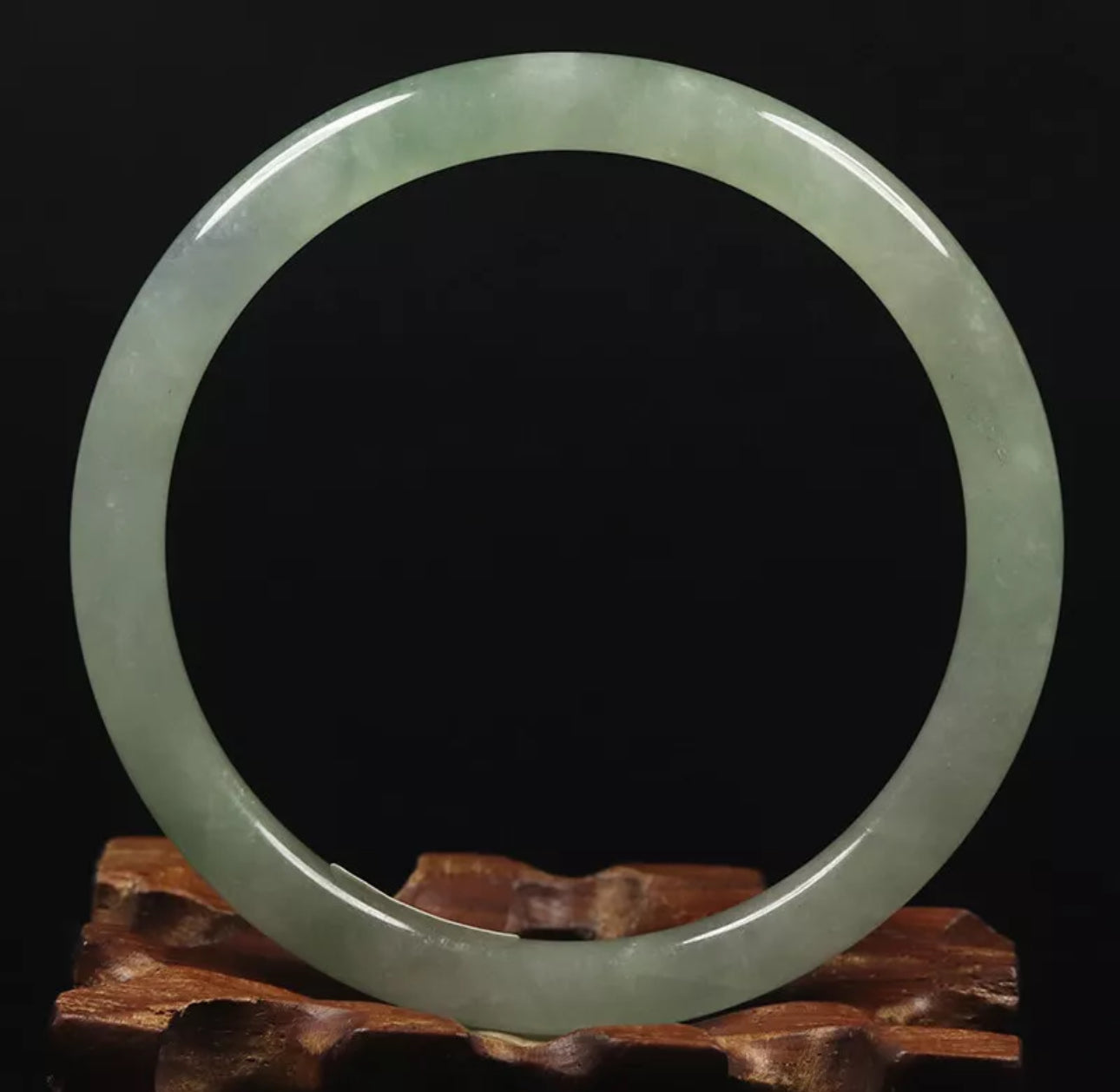 VINTAGE Medium Jadeite Green Jade Bangle Size 59mm Round Princess Thin Cut O485