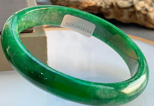 VINTAGE Large Jadeite Green Jade Bangle Certified Size 63mm Rich Imperial Green! J164