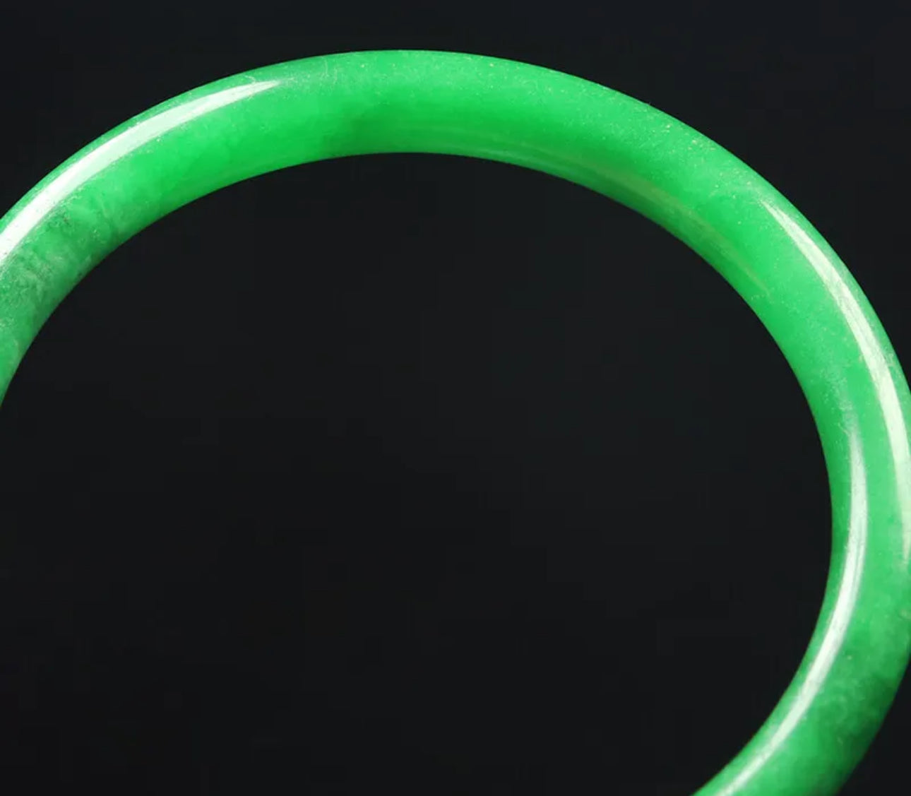 VINTAGE XS Jadeite Green Jade Bangle Round Princess Thin Cut Size 54mm A923