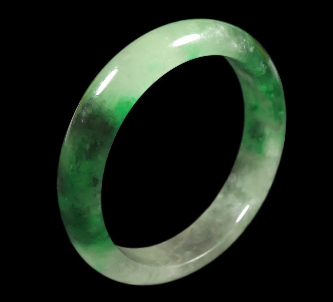 VINTAGE Medium Jadeite Green Jade Bangle Size 58mm F709 - JazzyJewelbyAmina 