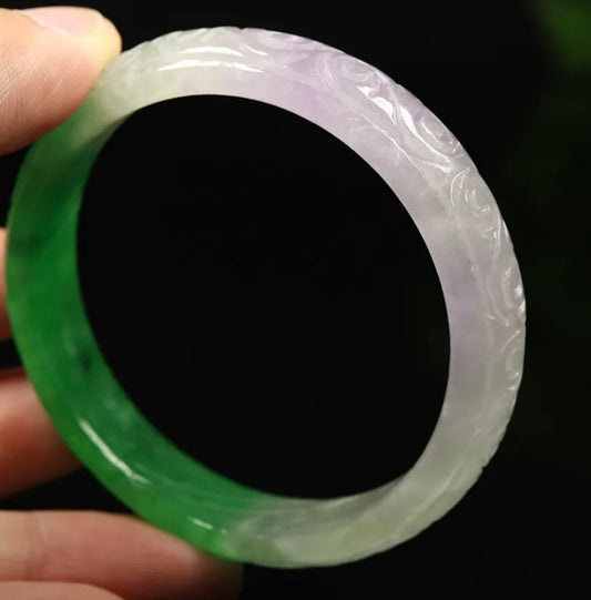 VINTAGE Small Jadeite Green/White/Lavender Hand-carved Ruyi Jade Bangle Size 55mm M847