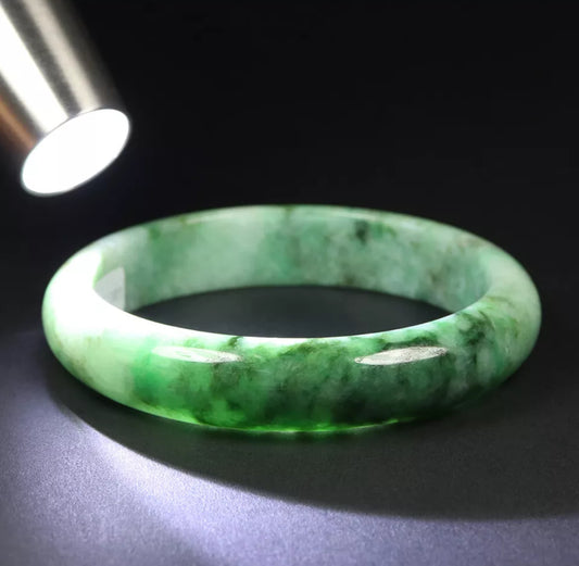 VINTAGE Large Jadeite Green Jade Bangle Certified Size 61.5mm L028