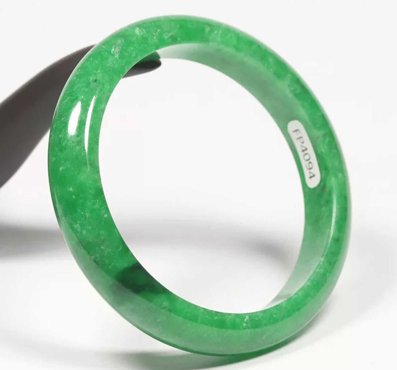 VINTAGE Medium Jadeite Green Jade Bangle Size 58mm Bright Apple Green! N241