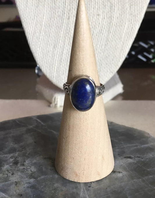 VINTAGE Medium Lapis Lazuli Stone Ring Sterling Silver 925 Bali Band 6 crew Size 6 US