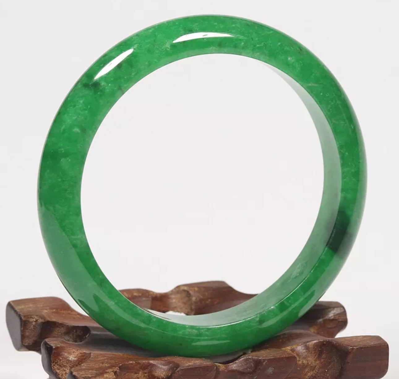 VINTAGE Medium Jadeite Green Jade Bangle Size 58mm Bright Apple Green! N241