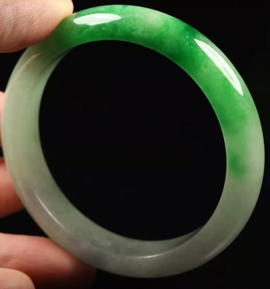 VINTAGE XS Jadeite Green Jade Bangle Size 54mm D553