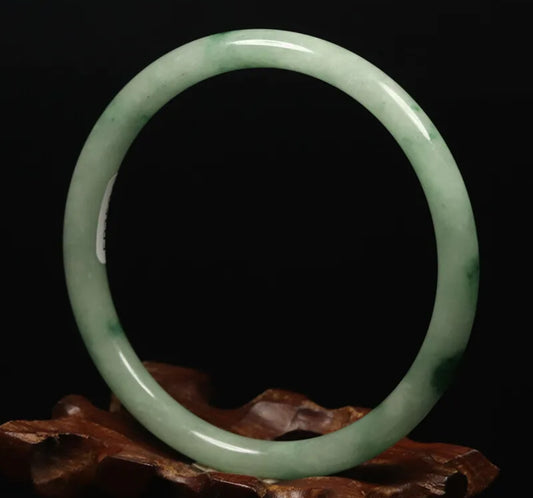 VINTAGE Medium Jadeite Green Jade Bangle from Burma - Round Princess Cut Size 59mm M061