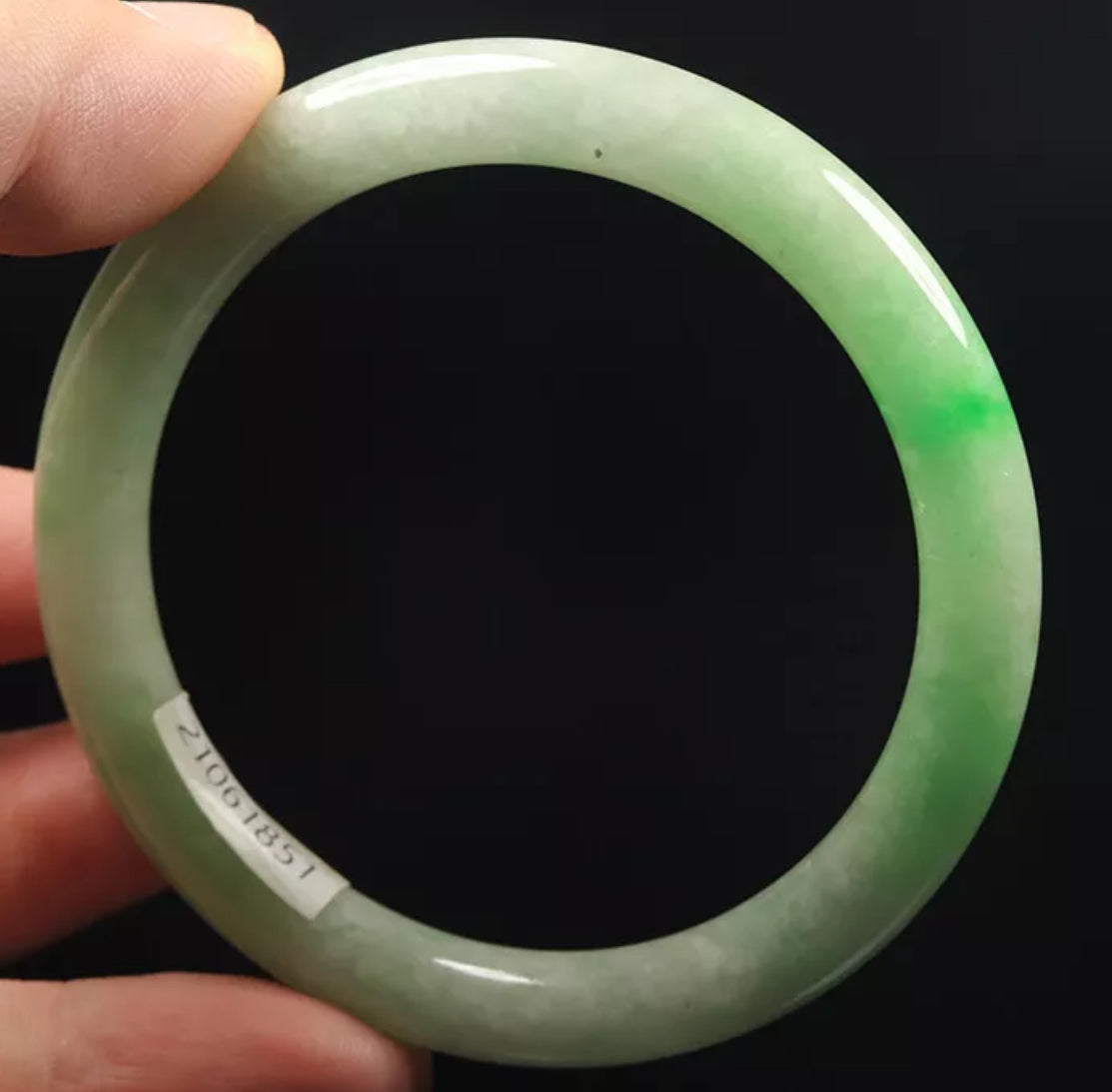 VINTAGE Medium Jadeite Green Jade Bangle Size 59mm O755 - JazzyJewelbyAmina 