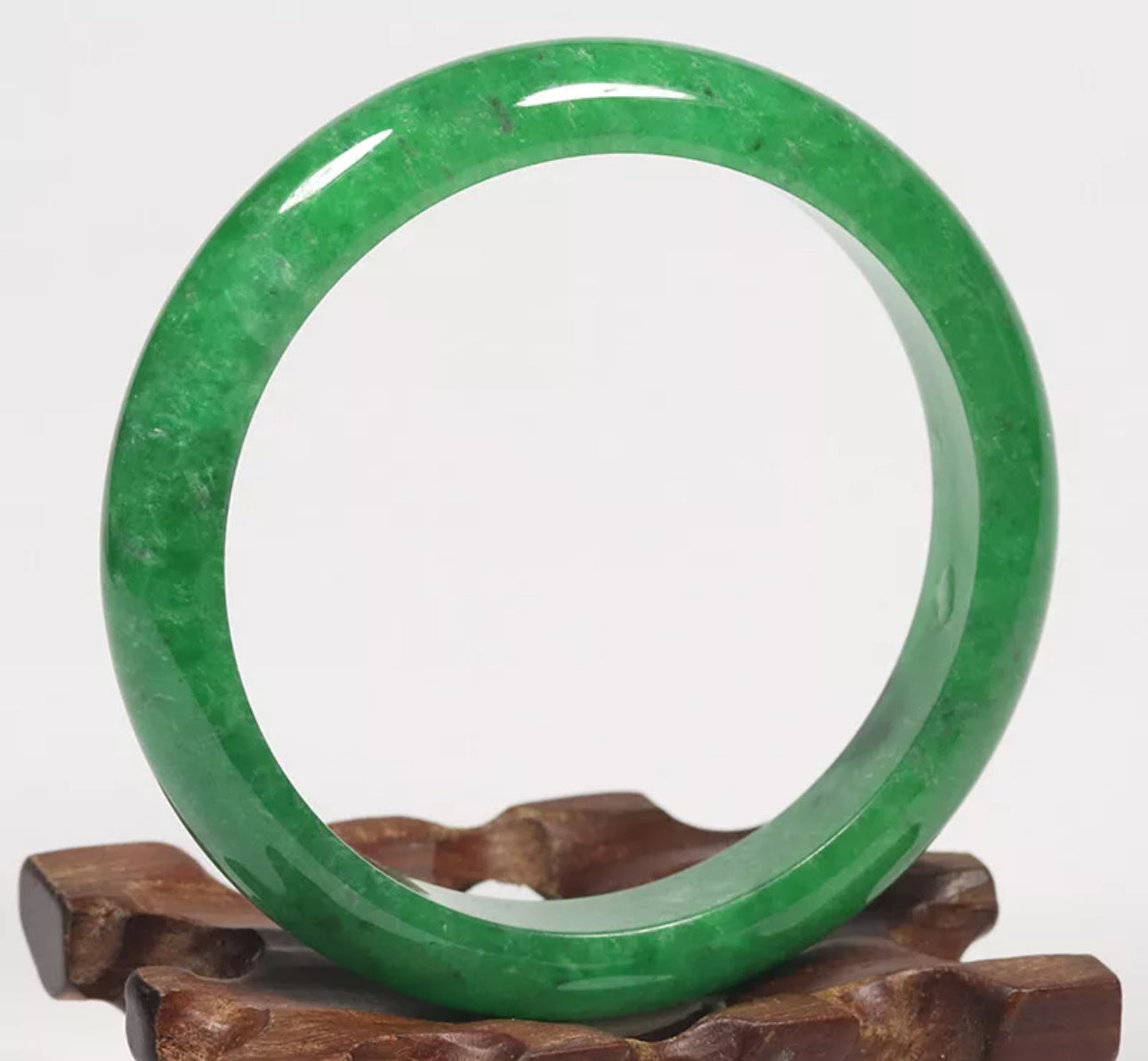 VINTAGE Medium Jadeite Green Jade Bangle Size 58mm Bright Apple Green! N241