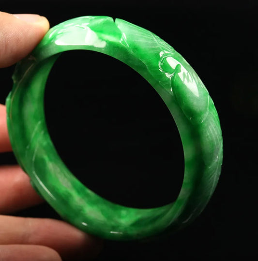 VINTAGE Large Jadeite Green Jade Bangle Hand-carved Dragon Phoenix Chinese Lunar Size 63mm M059