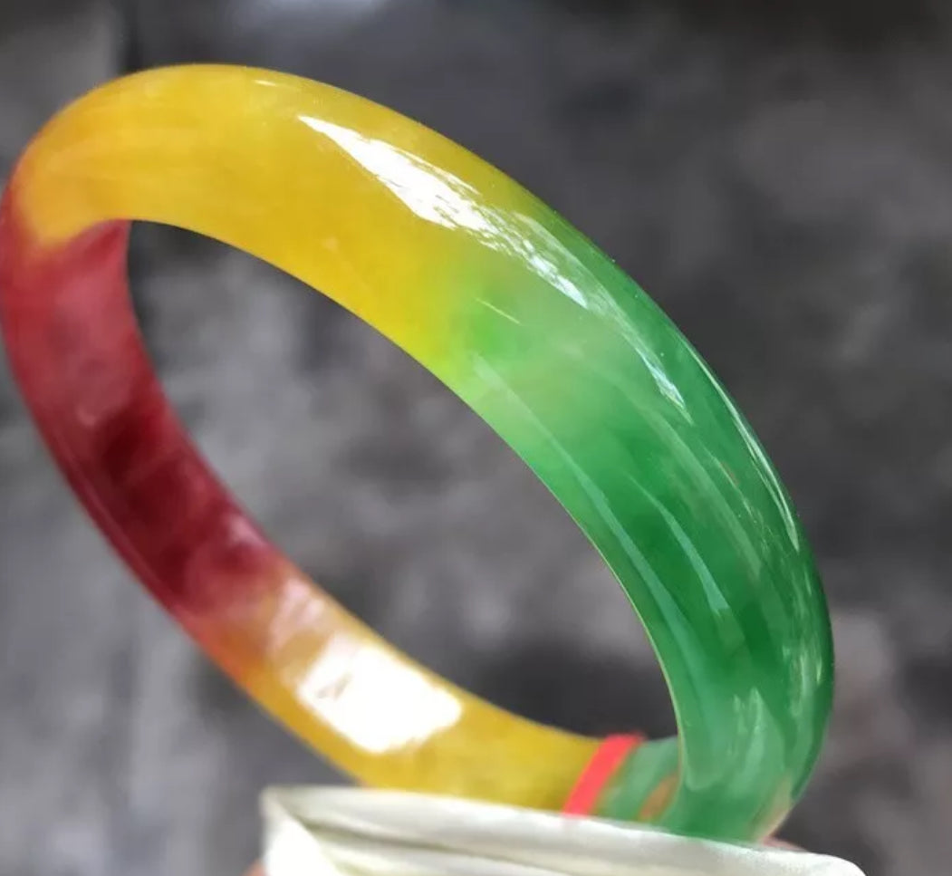 VINTAGE Large Jadeite Green/Red/Yellow Jade Bangle Size 62.8mm Unique Trio Jade Shades D191