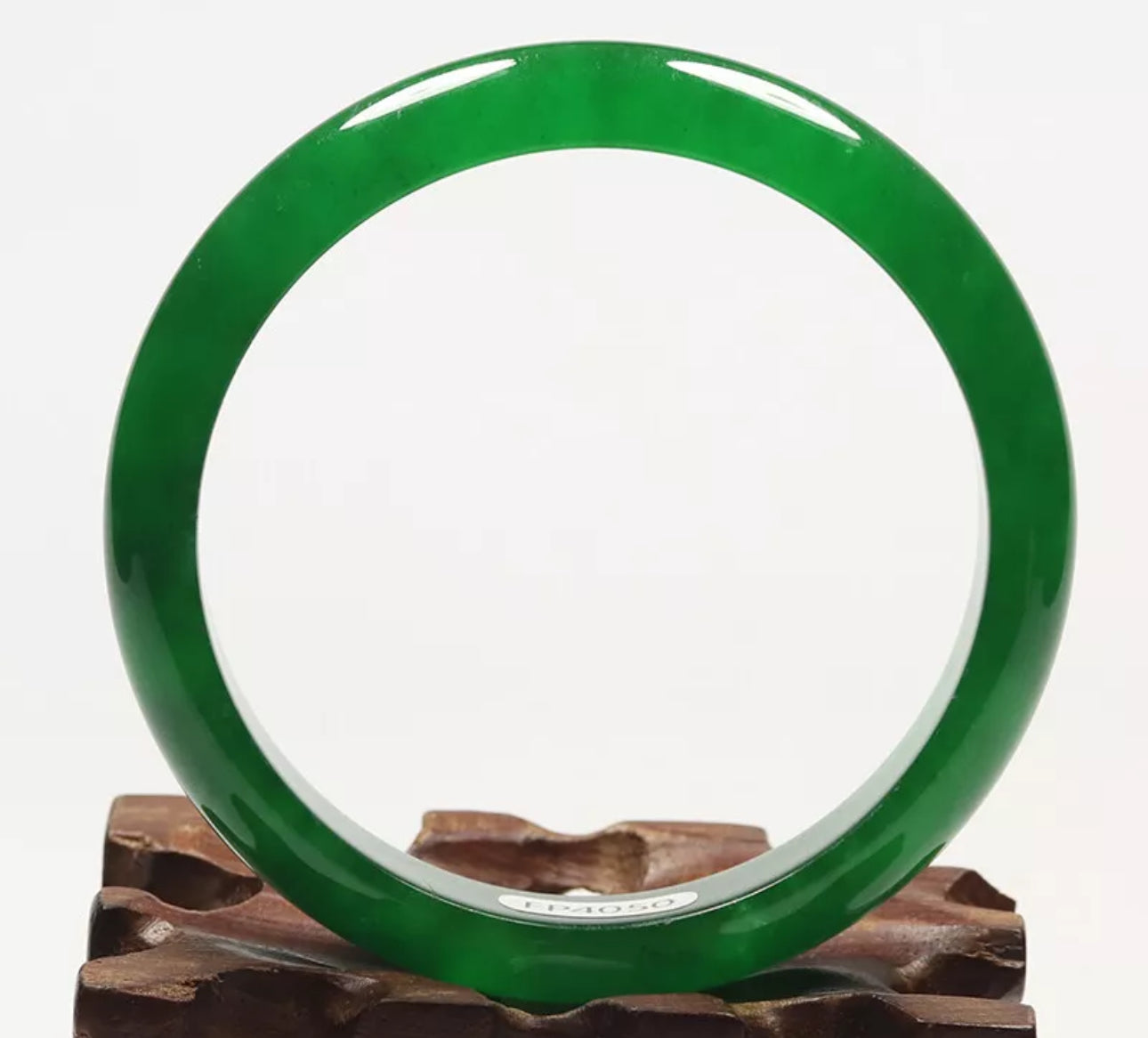 VINTAGE Medium Jadeite Green Jade Bangle Size 58mm O153