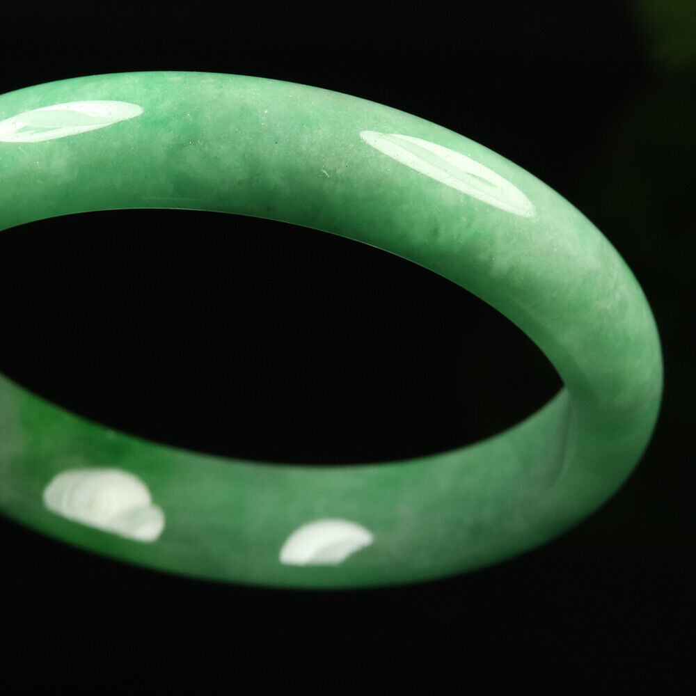 VINTAGE Large Jadeite Green Jade Bangle Size 60mm J783