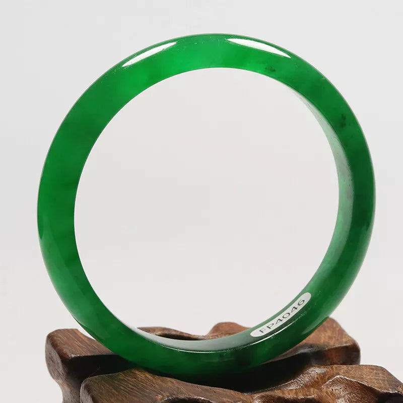 VINTAGE Medium Jadeite Green Jade Bangle Size 58mm Bright Green! Jade! L046