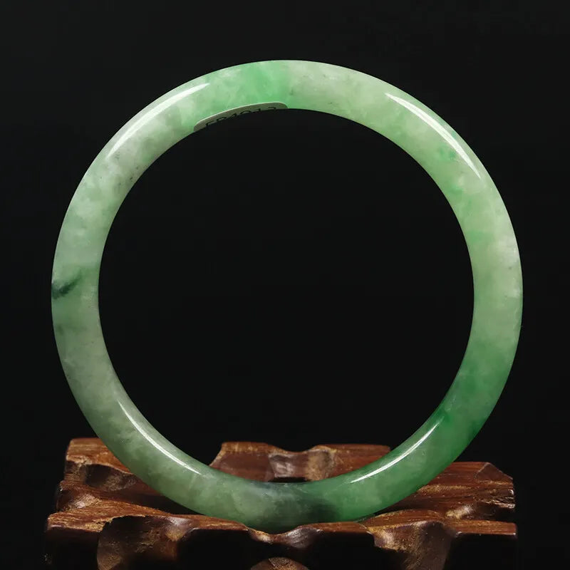 VINTAGE Medium Jadeite Green Jade Bangle Size 57 mm - Round Princess Cut F879