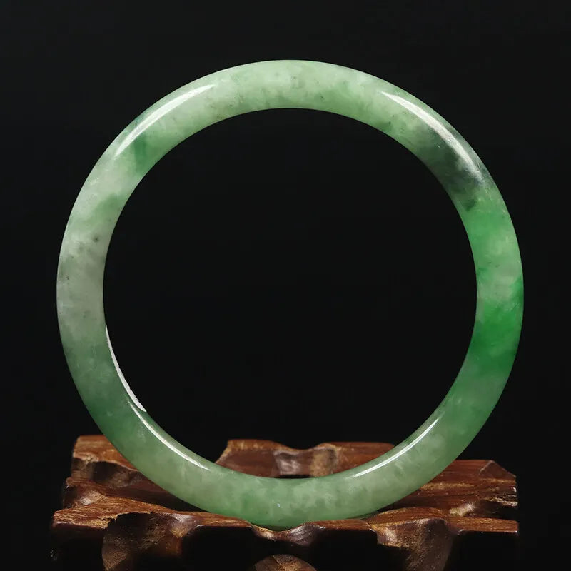 VINTAGE Medium Jadeite Green Jade Bangle Size 57 mm - Round Princess Cut F879