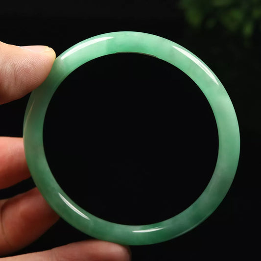 VINTAGE Large Jadeite Green Jade Bangle Size 60mm Round Princess Thin Cut - Stackable U801