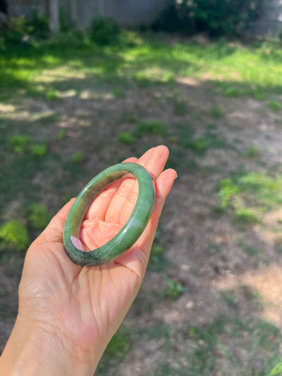 VINTAGE Large Nephrite Jade Bangle from Siberia, Spinach Green (Rare Piece) Size 60mm J112
