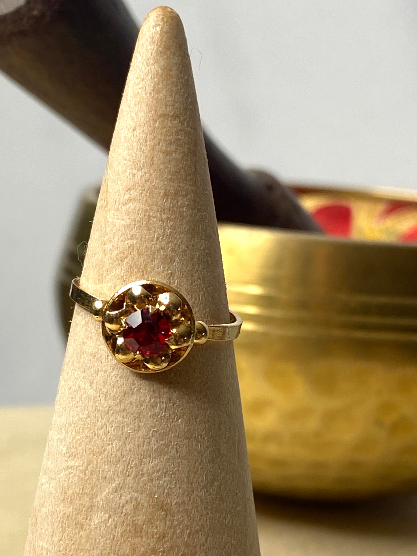 VINTAGE 18k Gold Ruby Ring Baby/Child Size 3.5US