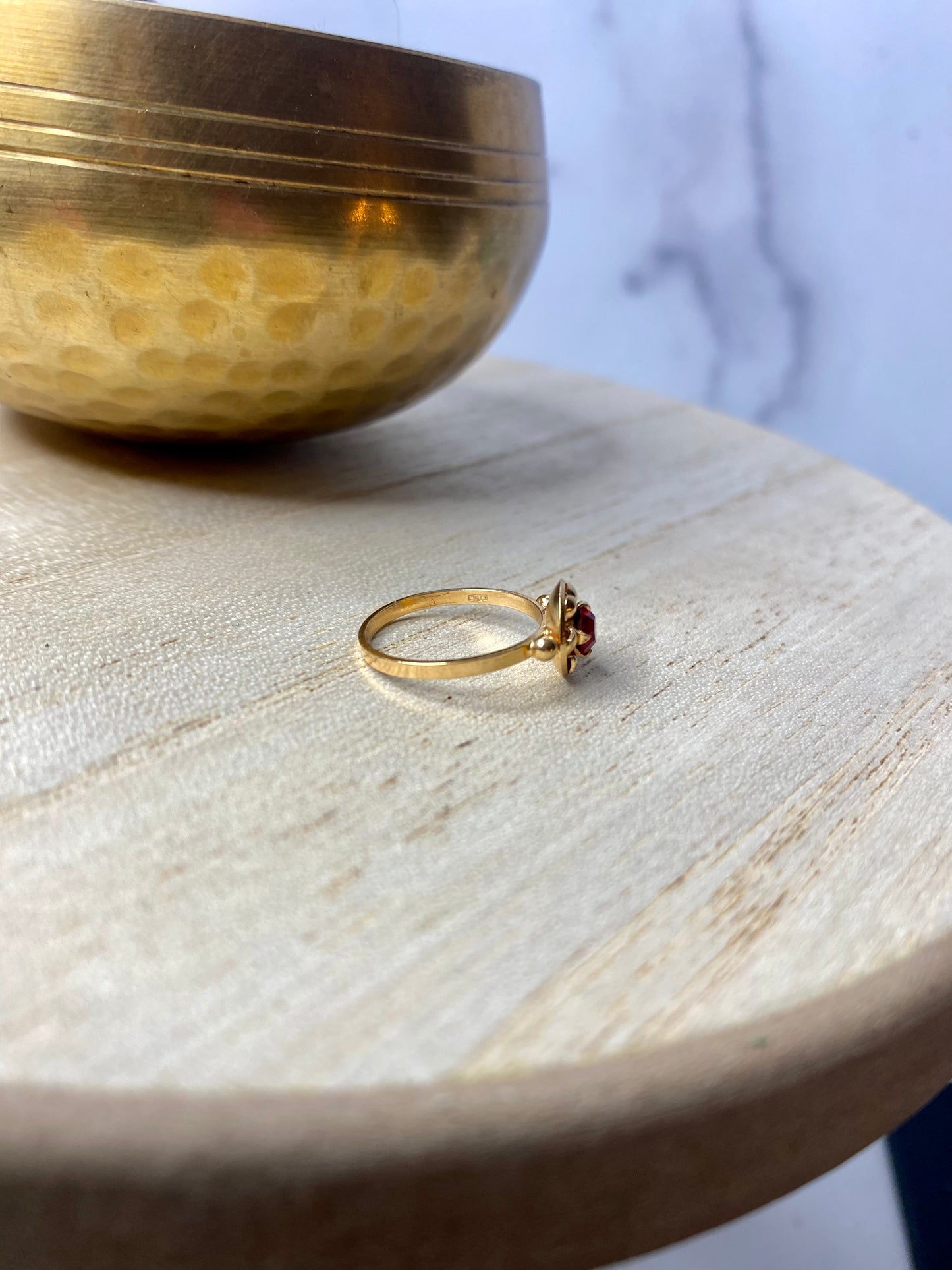 VINTAGE 18k Gold Ruby Ring Baby/Child Size 3.5US