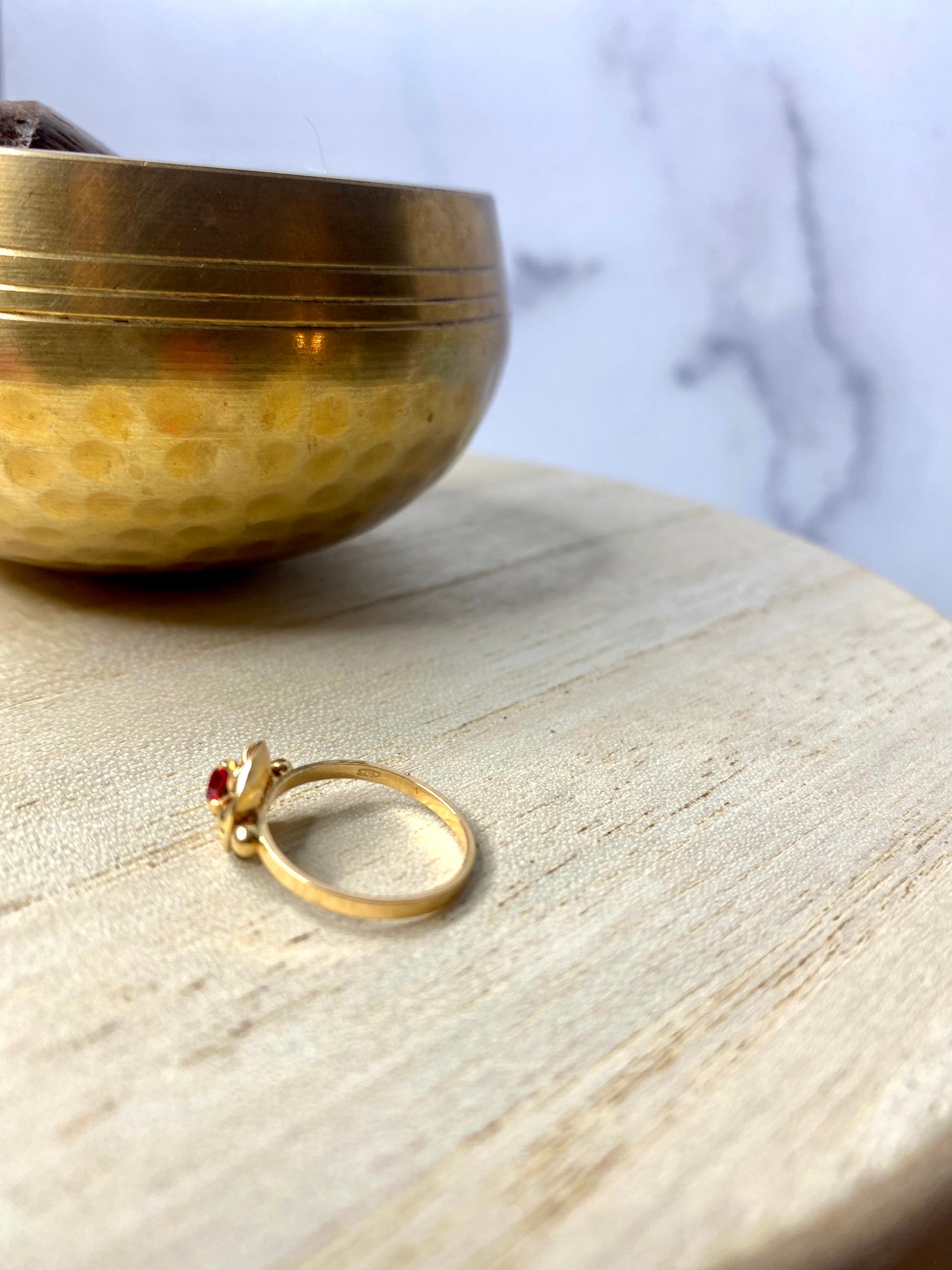 VINTAGE 18k Gold Ruby Ring Baby/Child Size 3.5US